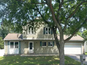 1045 Palace Street Aurora IL 60506 MLS #MRD12453461 60 broker reciprocity