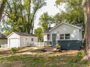 5703 Fox Lake Road McHenry IL 60051 MLS #MRD12504338 62 broker reciprocity
