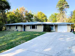 2335 CORNELL Drive Rockford IL 61108 MLS #MRD12433863 62 broker reciprocity