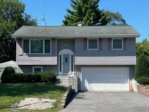 5825 Webster Street Downers Grove IL 60516 MLS #MRD12490567 62 broker reciprocity