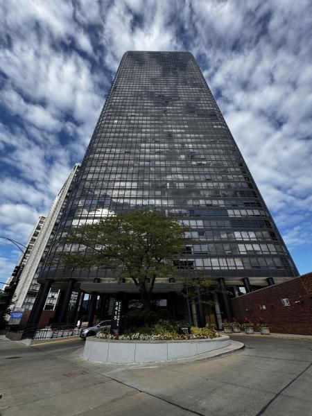 5415 N Sheridan Road #5414 Chicago IL 60640 MLS #MRD12490818 45 MLS #MRD12490818 image #0