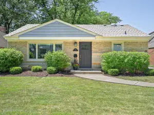 125 W Margaret Terrace Cary IL 60013 MLS #MRD12501850 58 broker reciprocity