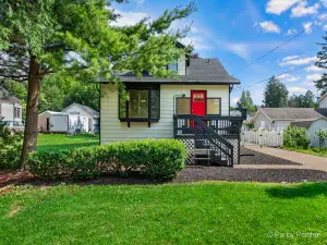 16 Forest Lane Cary IL 60013 MLS #MRD12469453 60 broker reciprocity