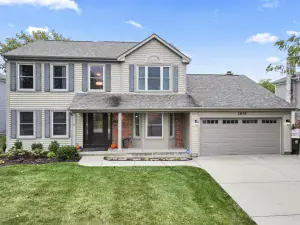 1517 White Trail Elk Grove Village IL 60007 MLS #MRD12486147 50 broker reciprocity