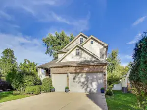 8141 Ridgepointe Drive Burr Ridge IL 60527 MLS #MRD12432105 54 broker reciprocity