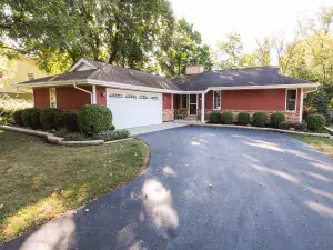 266 Hutchins Court #266 Woodstock IL 60098 MLS #MRD12479490 46 broker reciprocity