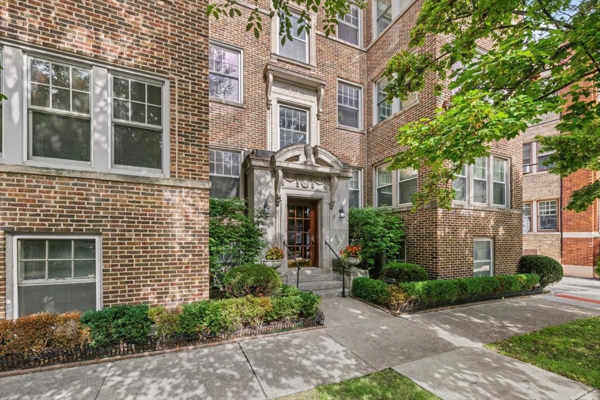 321 Kedzie Street #GND Evanston IL 60202 MLS #MRD12491986 45 MLS #MRD12491986 image #0