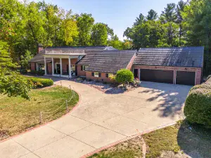446 S Stratford Avenue Elmhurst IL 60126 MLS #MRD12404377 50 broker reciprocity