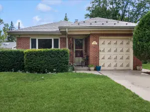 7327 S Mozart Street Chicago IL 60629 MLS #MRD12490659 46 broker reciprocity