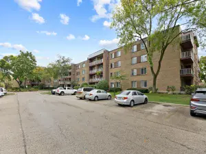 256 Shorewood Drive #2C Glendale Heights IL 60139 MLS #MRD12489563 58 broker reciprocity