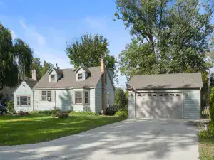 3216 Monroe Street Bellwood IL 60104 MLS #MRD12466105 50 broker reciprocity