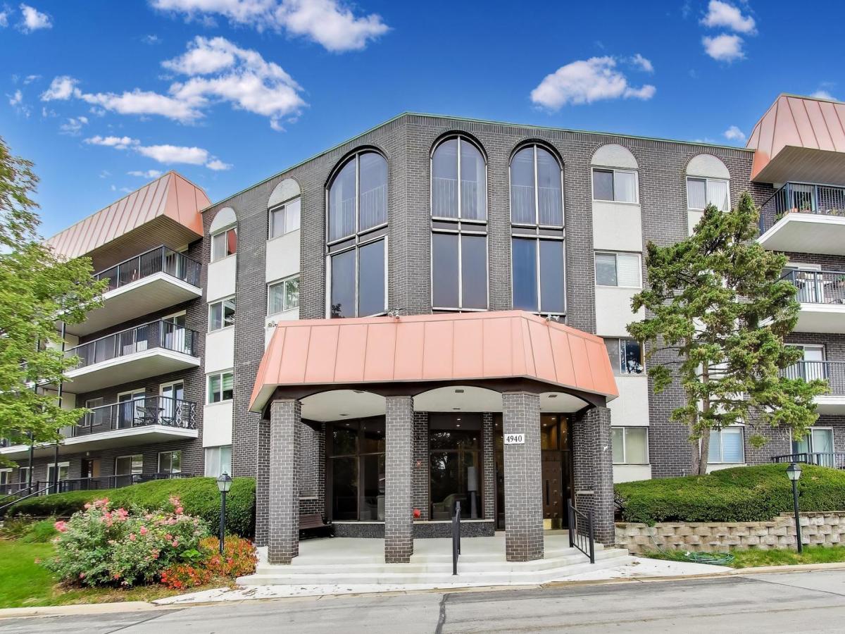 4940 Foster Street #108 Skokie IL 60077 MLS #MRD12492298 45 MLS #MRD12492298 image #0