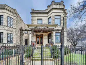 904 N California Avenue Chicago IL 60622 MLS #MRD12301865 48 broker reciprocity