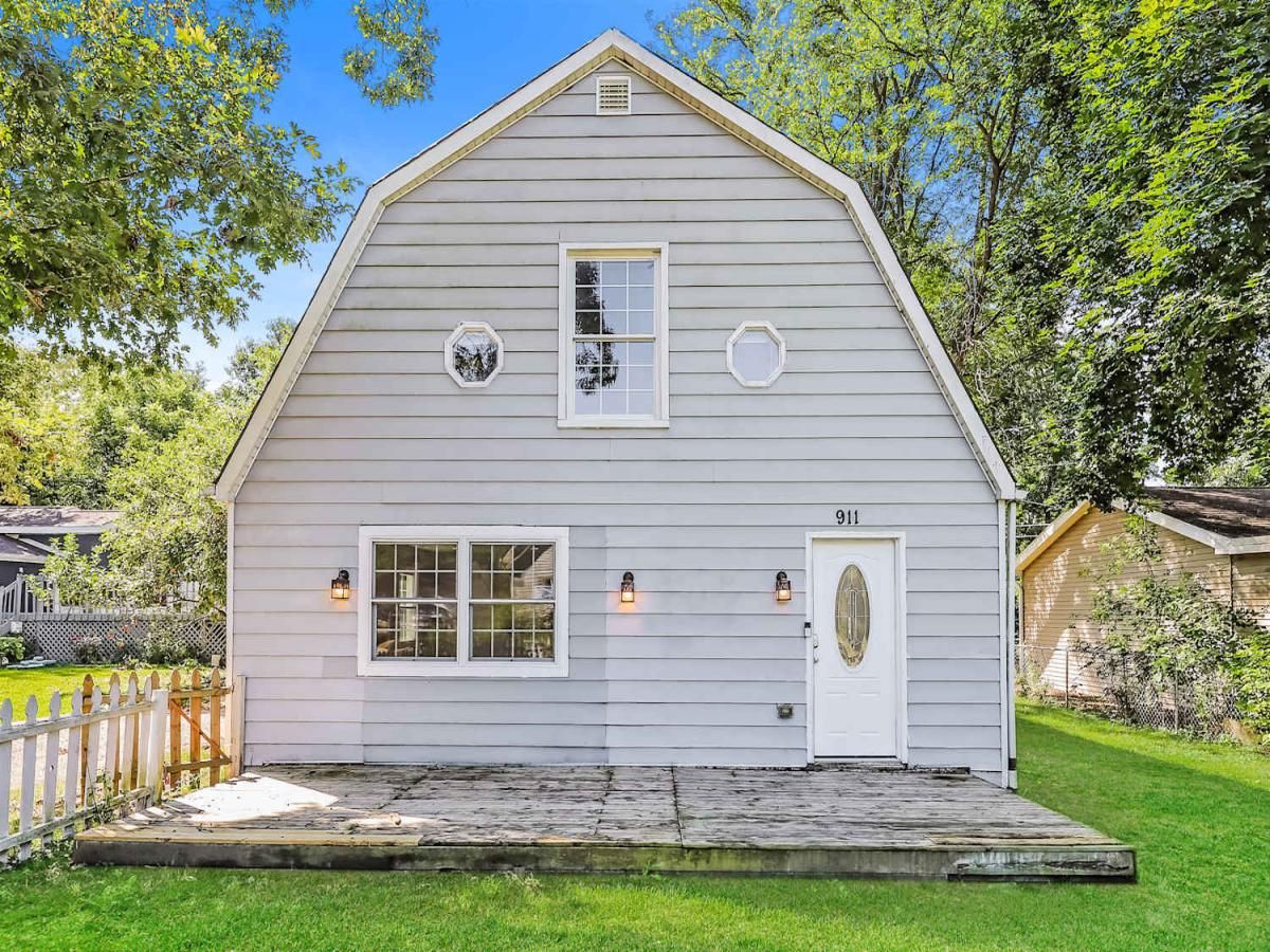911 Paul Street McHenry IL 60051 MLS #MRD12492417 41 MLS #MRD12492417 image #0