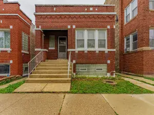 432 E 88th Street Chicago IL 60619 MLS #MRD12448017 60 broker reciprocity