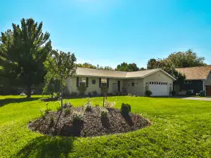210 Mantua Street Park Forest IL 60466 MLS #MRD12501876 60 broker reciprocity