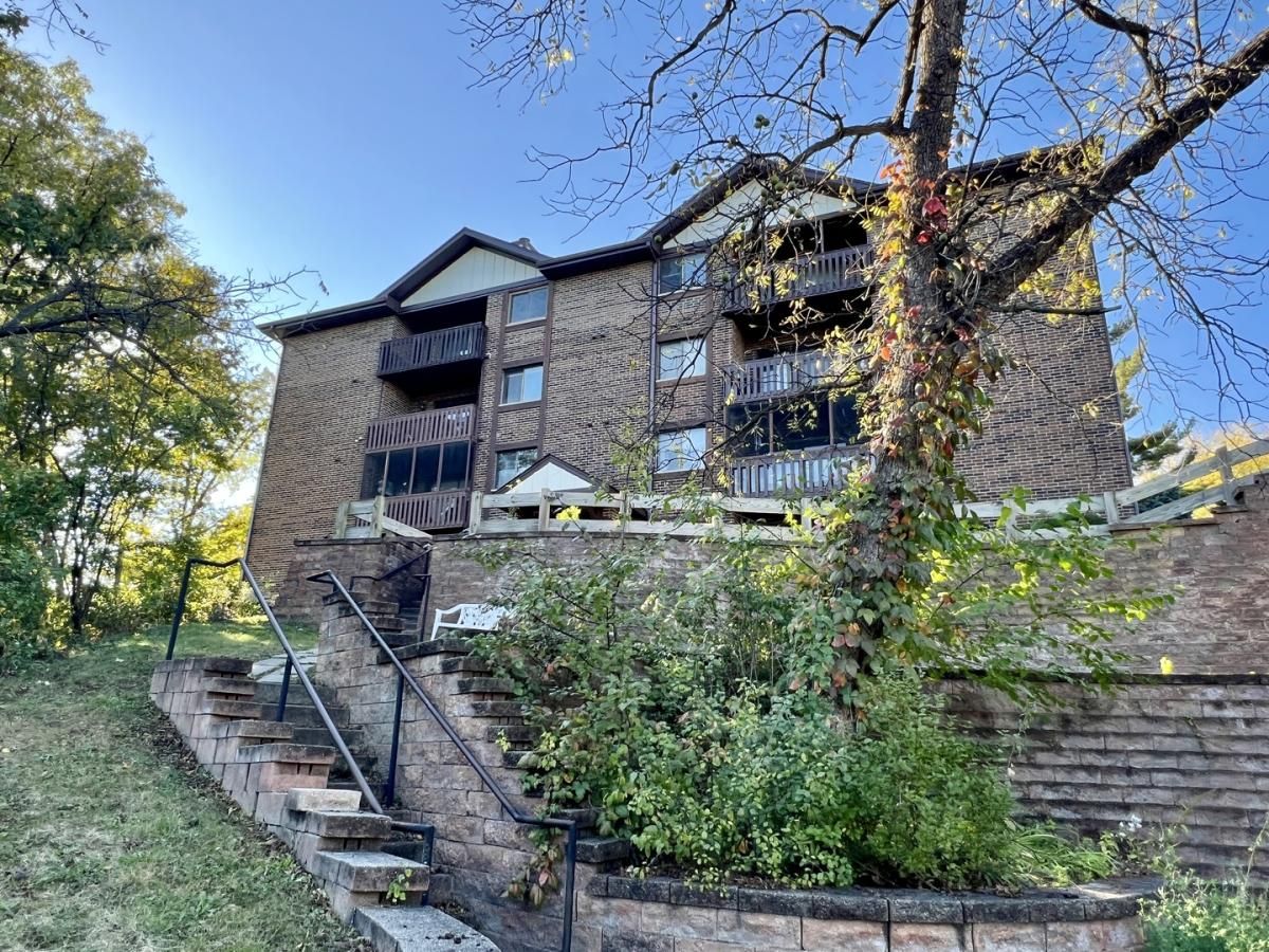 5985 Lakeside Place #302 Tinley Park IL 60477 MLS #MRD12492705 41 MLS #MRD12492705 image #0