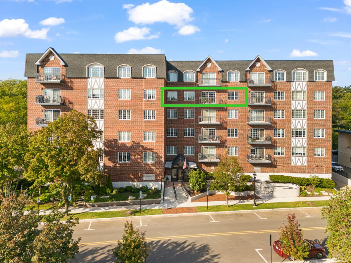 501 Forest Avenue #508 Glen Ellyn IL 60137 MLS #MRD12492758 41 MLS #MRD12492758 image #0