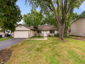 6010 E Lake Drive #1D Lisle IL 60532 MLS #MRD12465719 60 broker reciprocity