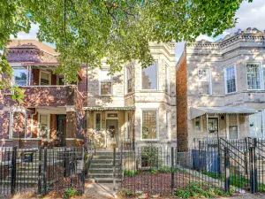 3936 W Congress Parkway Chicago IL 60624 MLS #MRD12439905 50 broker reciprocity