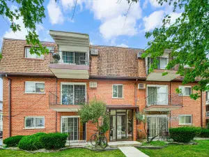 8250 S Kenwood Avenue Chicago IL 60619 MLS #MRD12501590 52 broker reciprocity