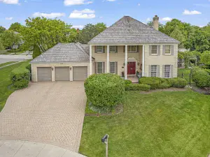 6225 Links Drive #28001 Woodridge IL 60517 MLS #MRD12334221 56 broker reciprocity