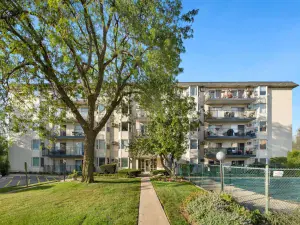 9128 W Terrace Drive #3B Niles IL 60714 MLS #MRD12502820 62 broker reciprocity
