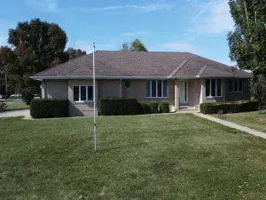 706 N Main Street Mount Prospect IL 60056 MLS #MRD12501911 50 broker reciprocity