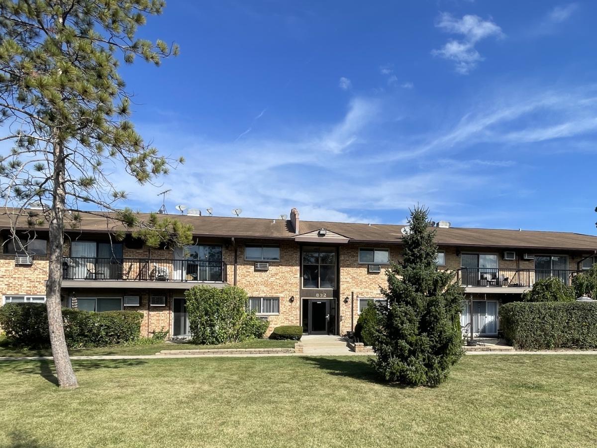 816 E Old Willow Road #110 Prospect Heights IL 60070 MLS #MRD12493502 45 MLS #MRD12493502 image #0
