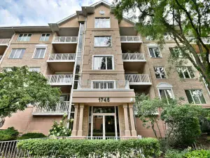 8425 Callie Avenue Morton Grove IL 60053 MLS #MRD12492980 56 broker reciprocity