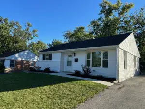 215 16th Street Chicago Heights IL 60411 MLS #MRD12259153 58 broker reciprocity