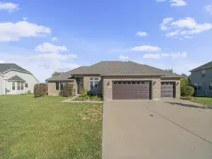 712 S Moccasin Drive Shabbona IL 60550 MLS #MRD12440613 50 broker reciprocity