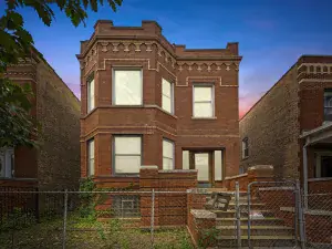 727 N Springfield Avenue Chicago IL 60624 MLS #MRD12380320 46 broker reciprocity