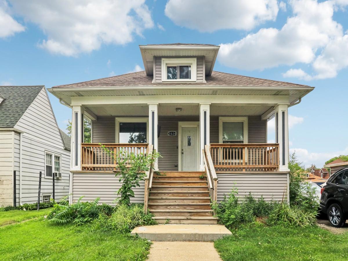 2024 S 6th Avenue Maywood IL 60153 MLS #MRD12493817 41 MLS #MRD12493817 image #0