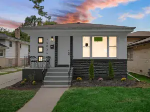 15701 Drexel Avenue Dolton IL 60419 MLS #MRD12256904 60 broker reciprocity
