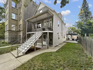 5443 S Nottingham Avenue Chicago IL 60638 MLS #MRD12473815 60 broker reciprocity