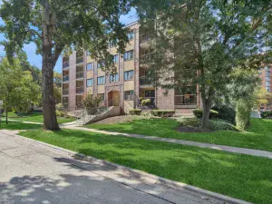 816 E Old Willow Road #110 Prospect Heights IL 60070 MLS #MRD12493502 64 broker reciprocity