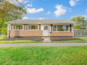 99 HIghland Street Calumet City IL 60409 MLS #MRD12481071 64 broker reciprocity