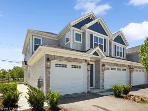 435 William Street #205 River Forest IL 60305 MLS #MRD12479434 60 broker reciprocity