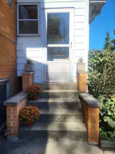 612 1/2 E Chestnut Street #2 Bloomington IL 61701 MLS #MRD12499474 54 broker reciprocity
