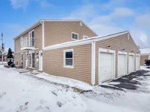 9 Apollo Court Tinley Park IL 60477 MLS #MRD12494689 64 broker reciprocity