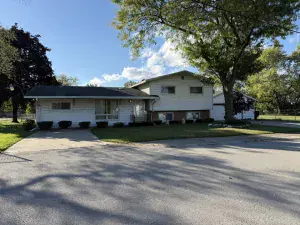 1630 Marquette Road Joliet IL 60435 MLS #MRD12499200 56 broker reciprocity