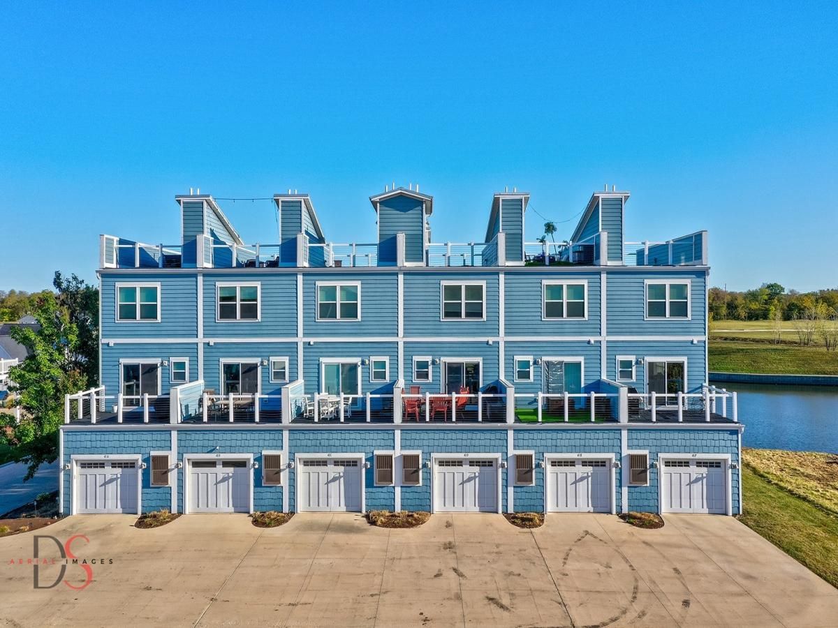 41 Waterside Way #D Ottawa IL 61350 MLS #MRD12494712 45 MLS #MRD12494712 image #0