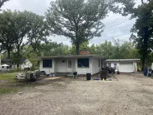 142 Marquette Street Park Forest IL 60466 MLS #MRD12388299 60 broker reciprocity