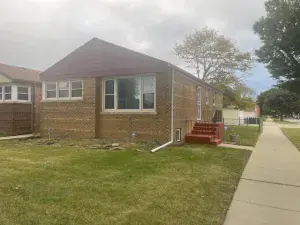 9606 S Eggleston Avenue Chicago IL 60628 MLS #MRD12493422 50 broker reciprocity