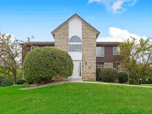 1911 MAYAN Court #1911 Joliet IL 60435 MLS #MRD12494064 52 broker reciprocity