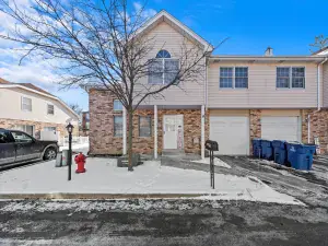 10030 S Yates Boulevard Chicago IL 60617 MLS #MRD12452906 60 broker reciprocity