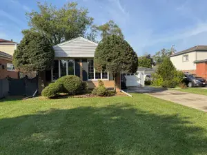 7327 S Mozart Street Chicago IL 60629 MLS #MRD12490659 52 broker reciprocity