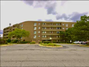 3012 171st Street #2E Hazel Crest IL 60429 MLS #MRD12502158 46 broker reciprocity