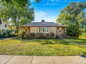 313 N Park Drive Glenwood IL 60425 MLS #MRD12491159 62 broker reciprocity